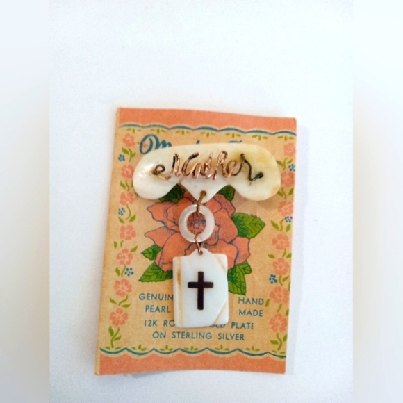 Vintage Jewelry - SALE NOW Vintage WWII 1940 MOTHER Shell Pin MOP Dangle Cross On Original Card